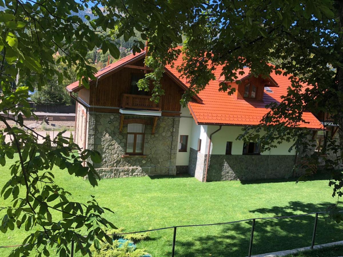 Pensiunea Piscul Cainelui Sinaia Exteriér fotografie